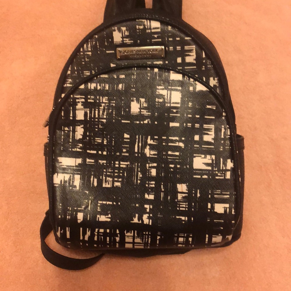 Jones New York bag